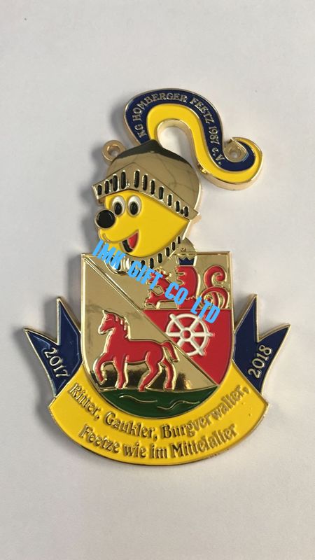 Professional metal carnival lapel pin/carnival pins/carnival lapel pin badge    IMK GIFT is a professional lapel pin