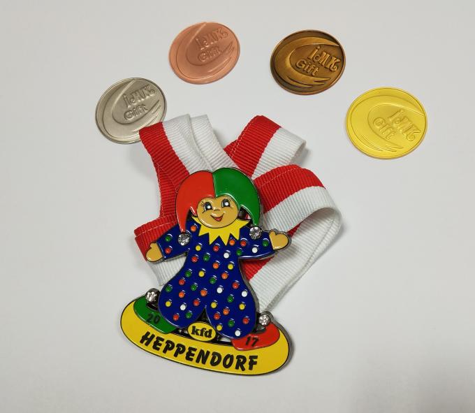 Factory direct sale custom metal diamond shaped gold plated carnival medals with sandblastinggermany carnival medal ,
